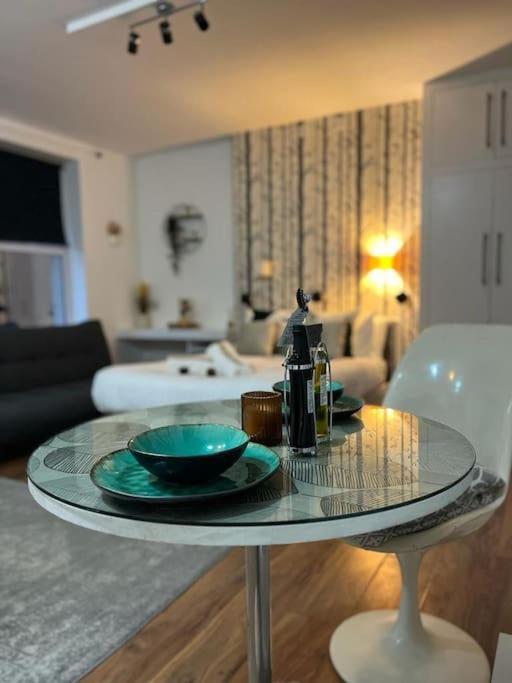 Tree Studio Apartment Barbican F3 London Bagian luar foto